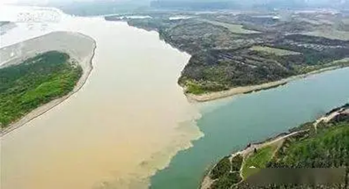 成语泾渭分明中的自然现象可以在哪里看到